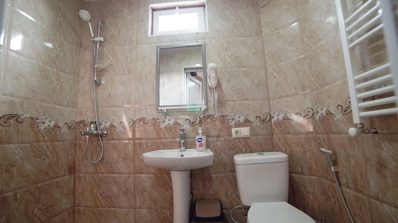 Hotel Progress Батумі Екстер'єр фото